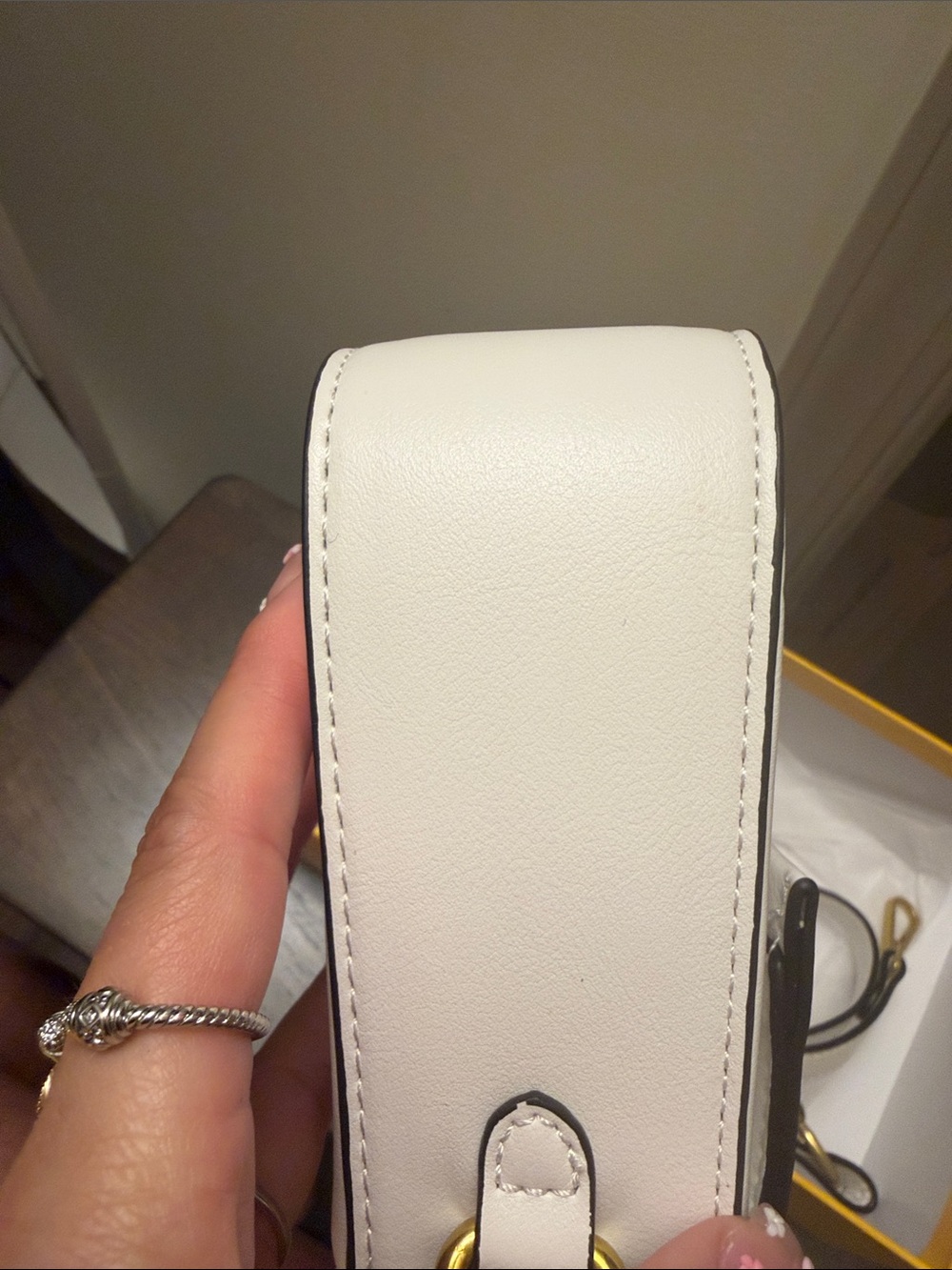 Fendi White Leather Shoulder Bag with Gold Hardware - Picture 12 of 15